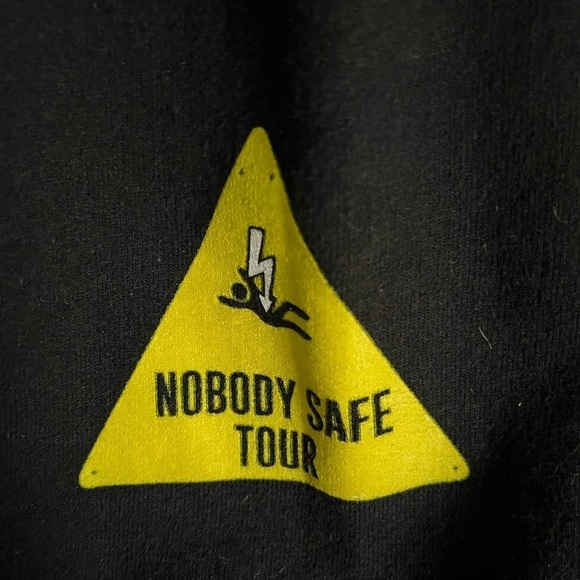 Future Nobody Safe Tour Hoodie  Mens Size M - Picture 2 of 3